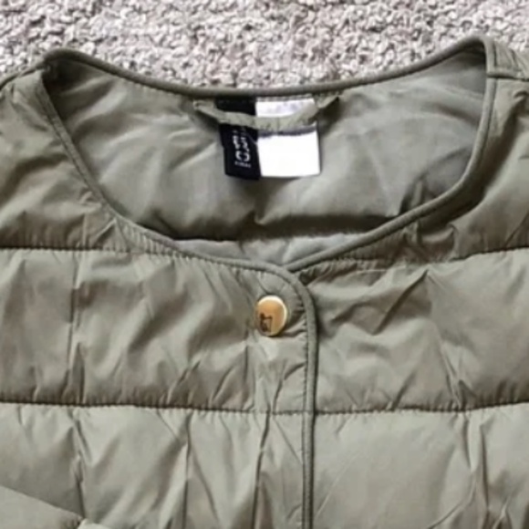 H&M Insulated Jacket.NWOT. - Picture 2 of 2
